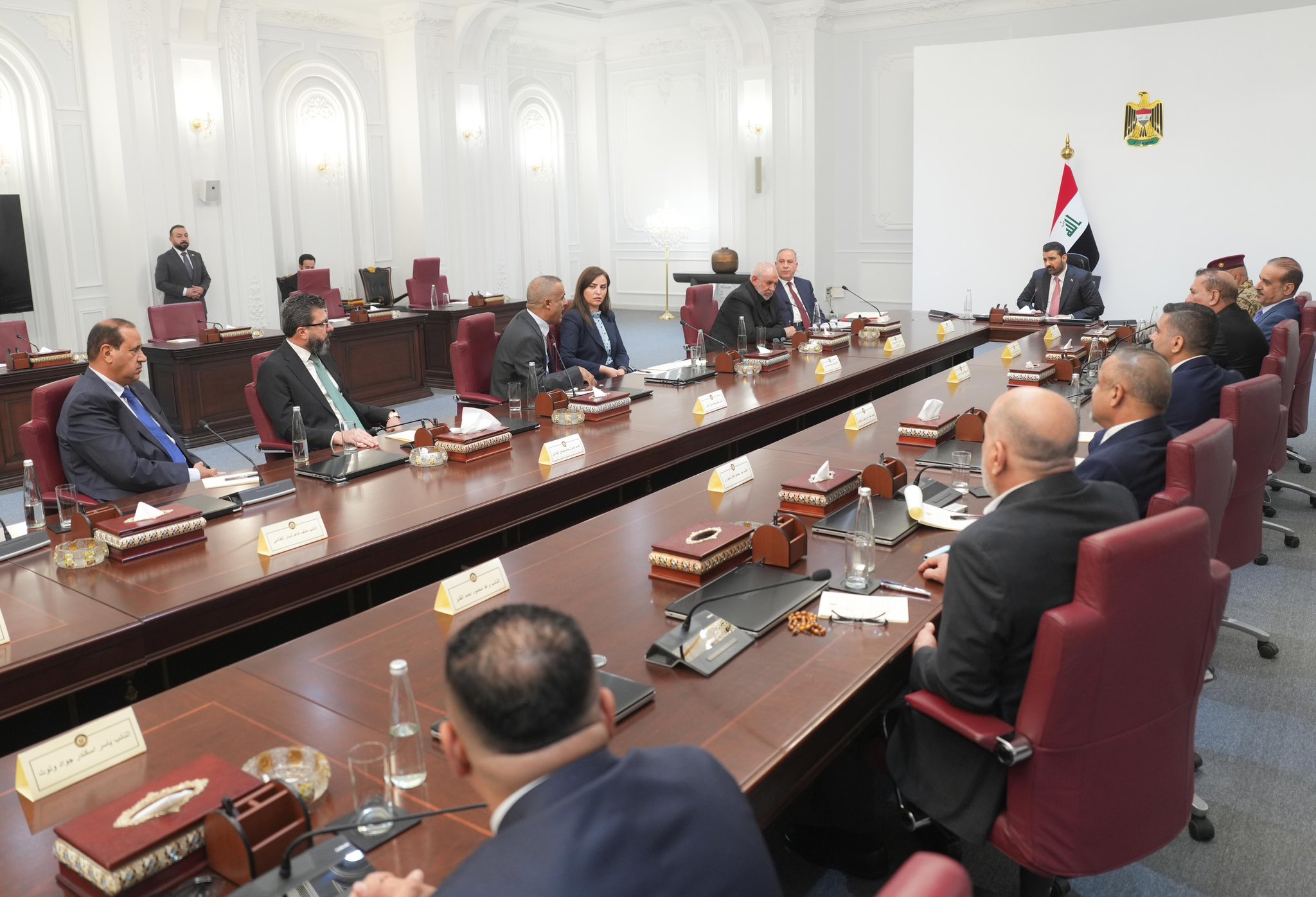Iraq moves toward draft law to place weapons under state control